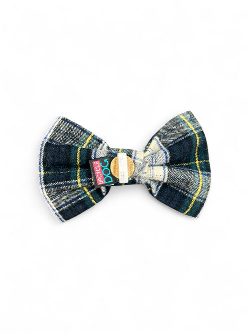 Large Bow Tie